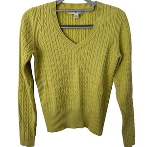 Tommy Hilfiger V Neck Cable Knit Chartreuse  Colored Sweater.  Size: Small
